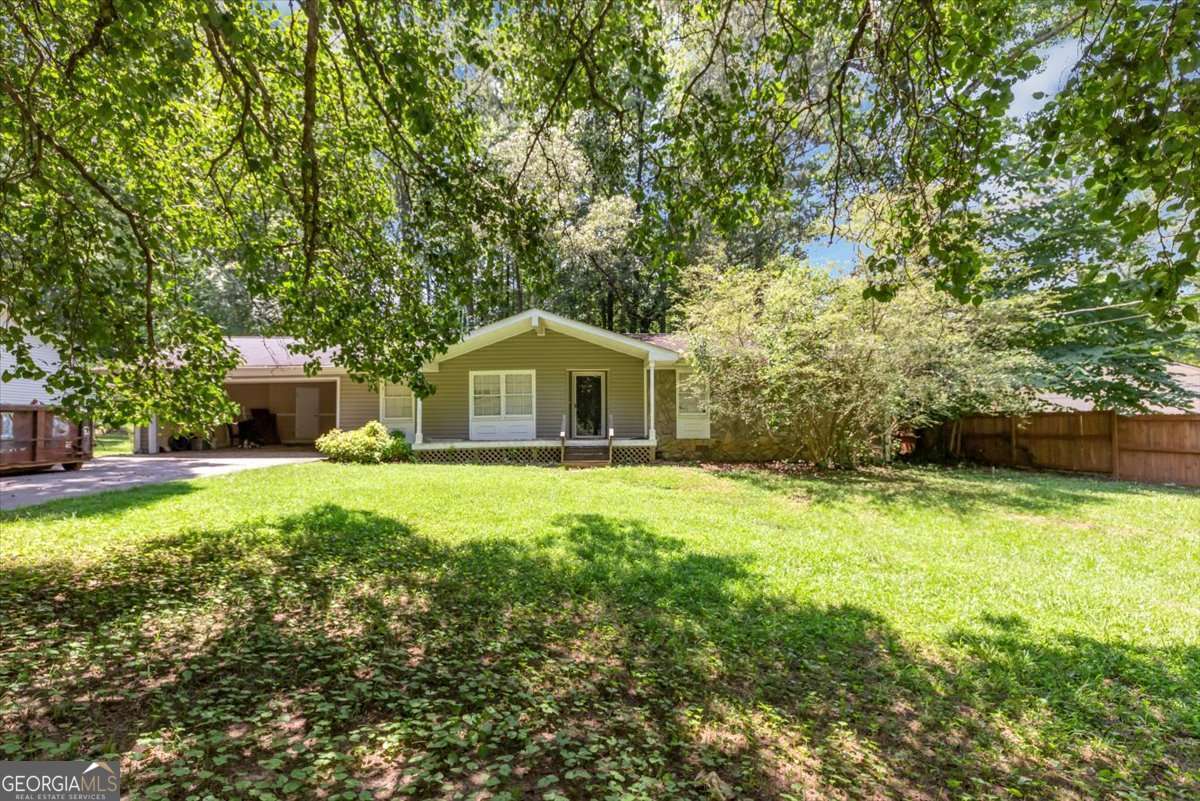 Property Photo: 6156 Cherry Valley Drive SE GA 30014