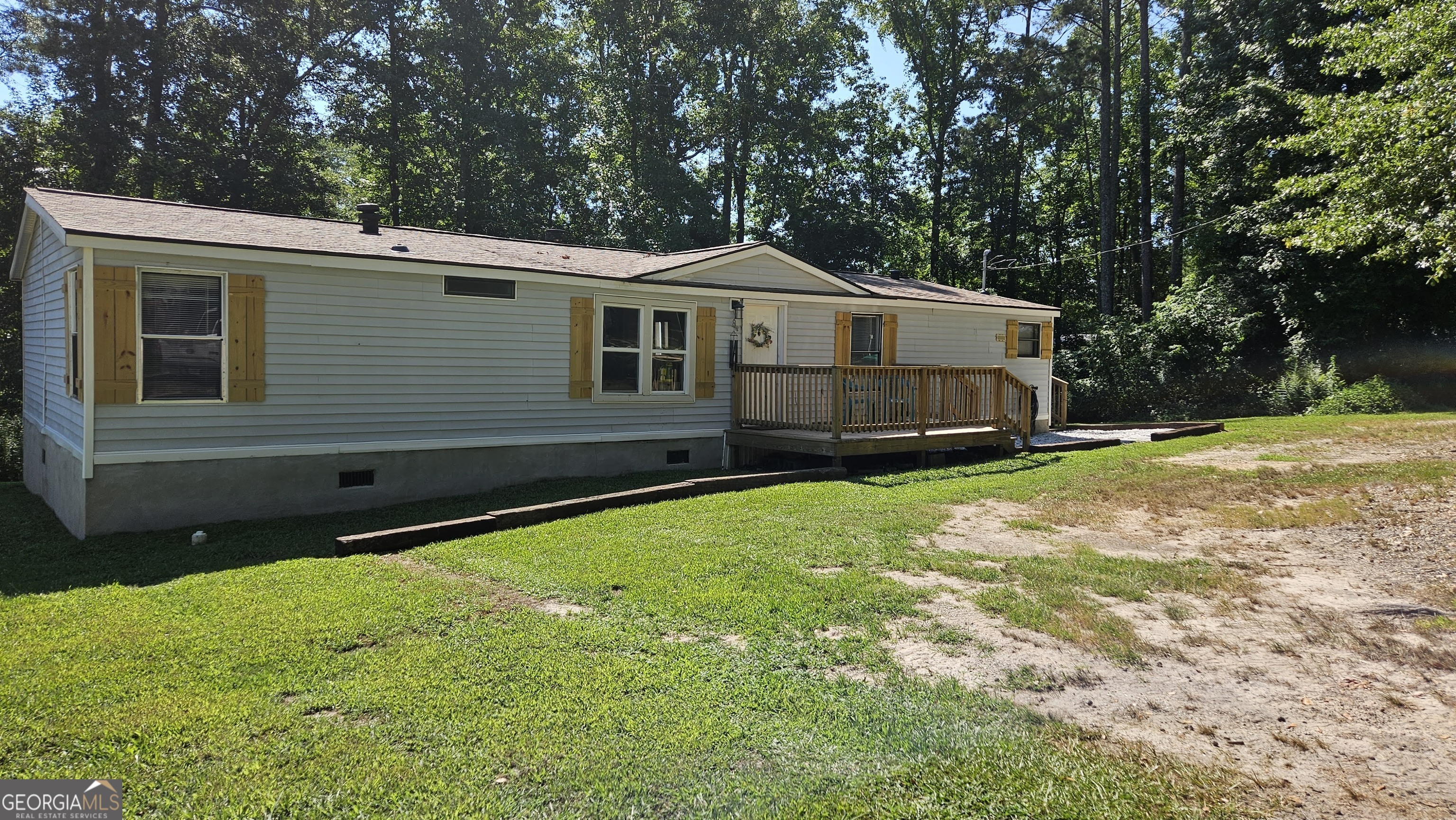 Property Photo:  207 Willow Lane  GA 30669 