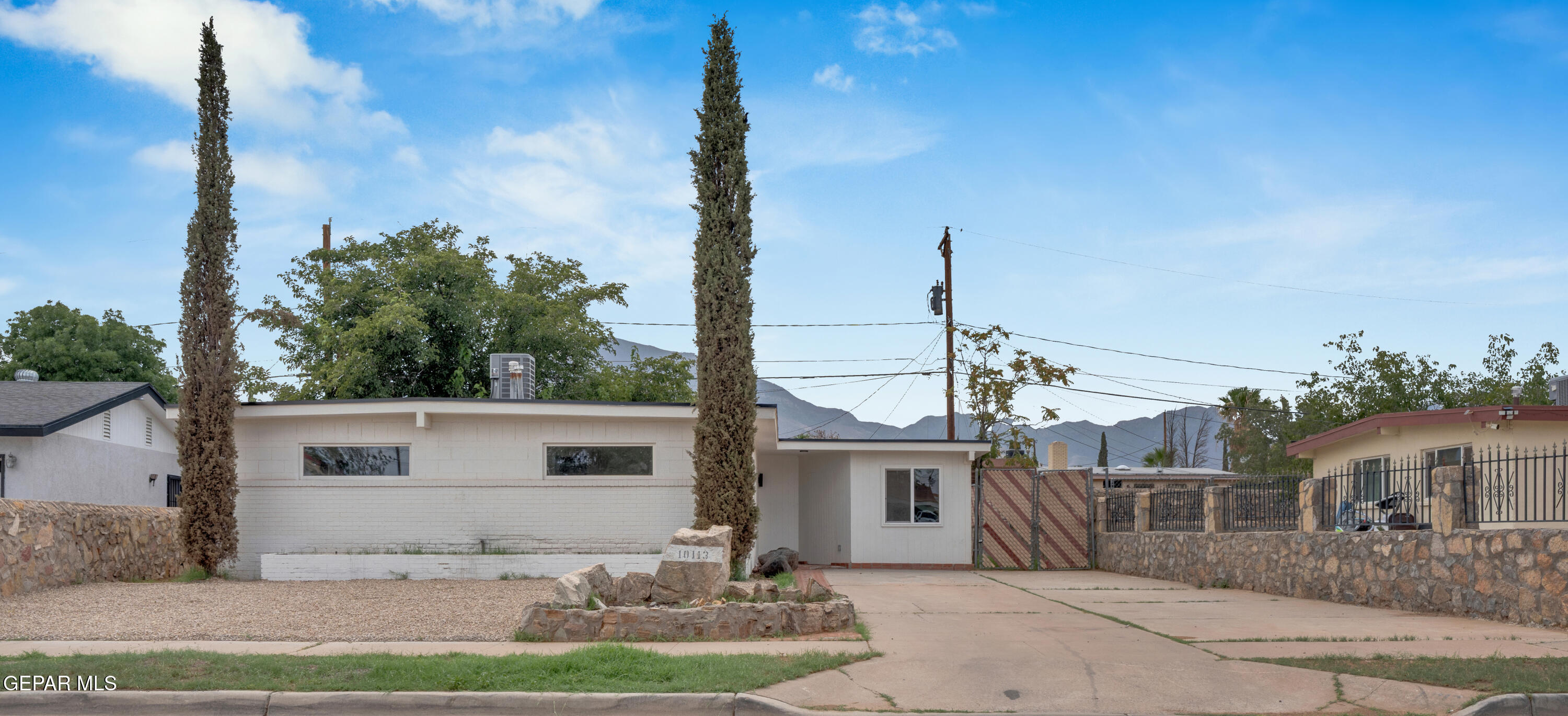 Property Photo:  10113 Shenandoah Street  TX 79924 