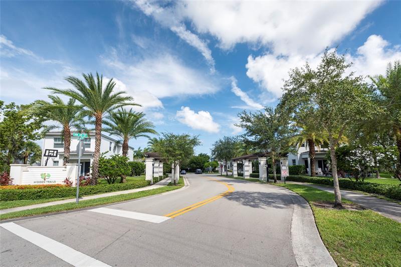 Property Photo: 4731 NW 48th Ter FL 33319