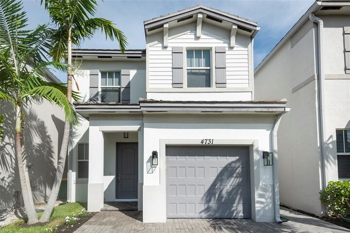 4731 NW 48th Ter  Tamarac FL 33319 photo