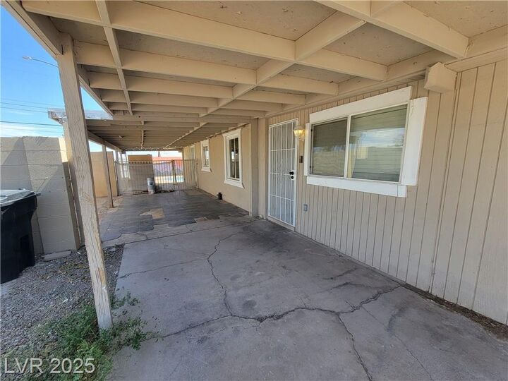 Property Photo: 617 National Street NV 89015