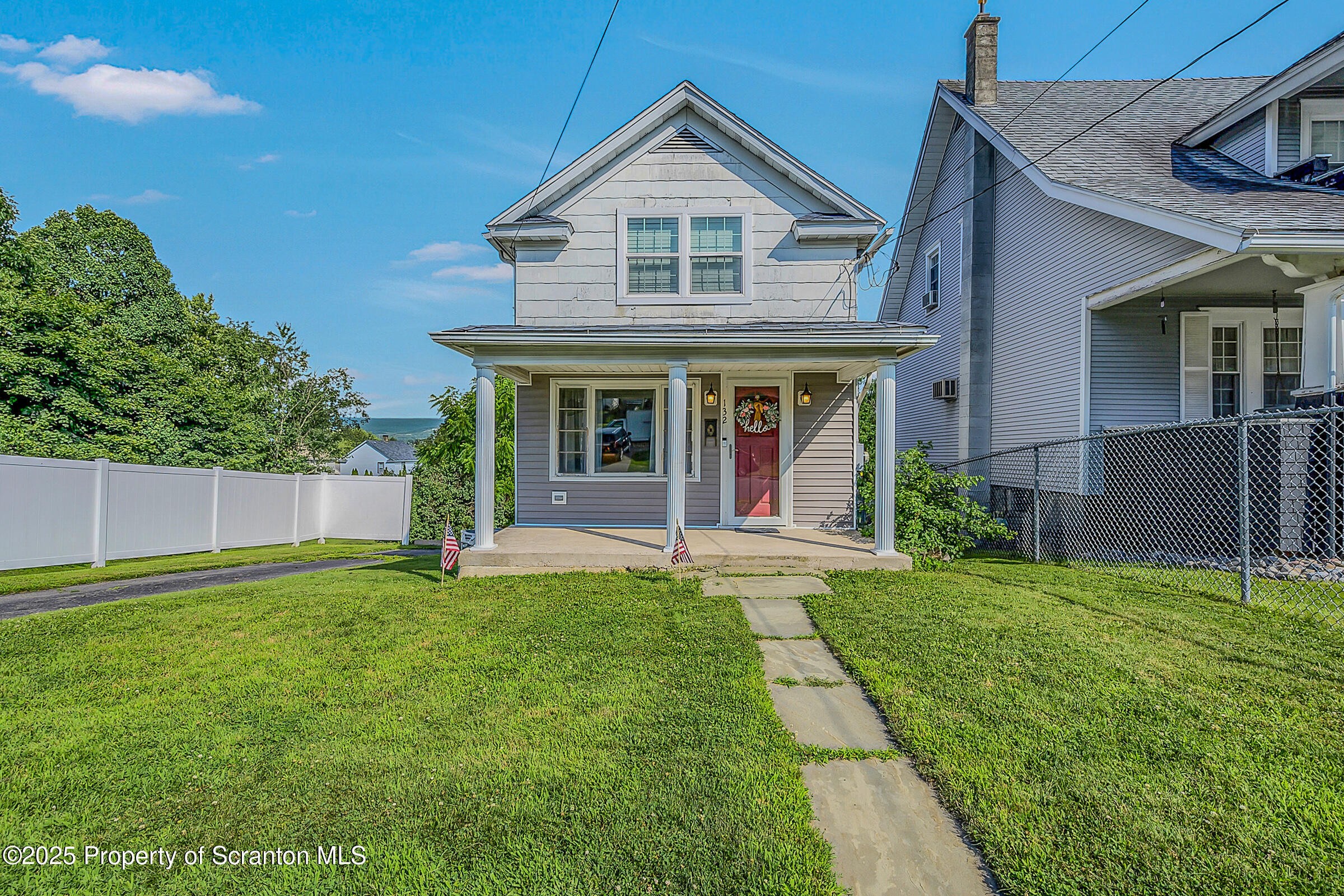 132 6th Street  Blakely PA 18447 photo