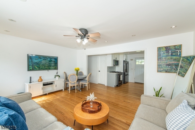 Property Photo:  195 Howard St  NJ 07676 