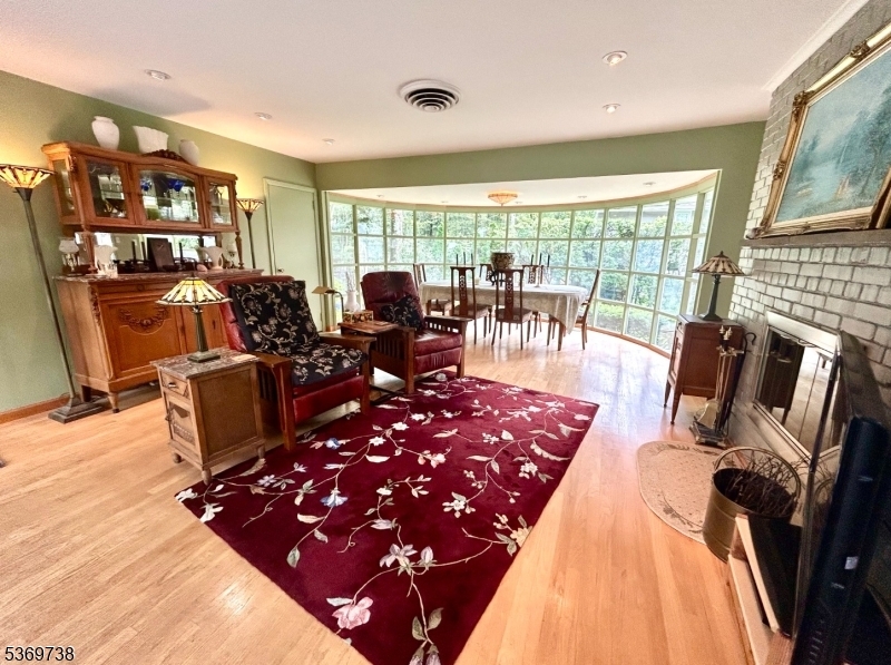Property Photo:  73 Plymouth Rd  NJ 07642 