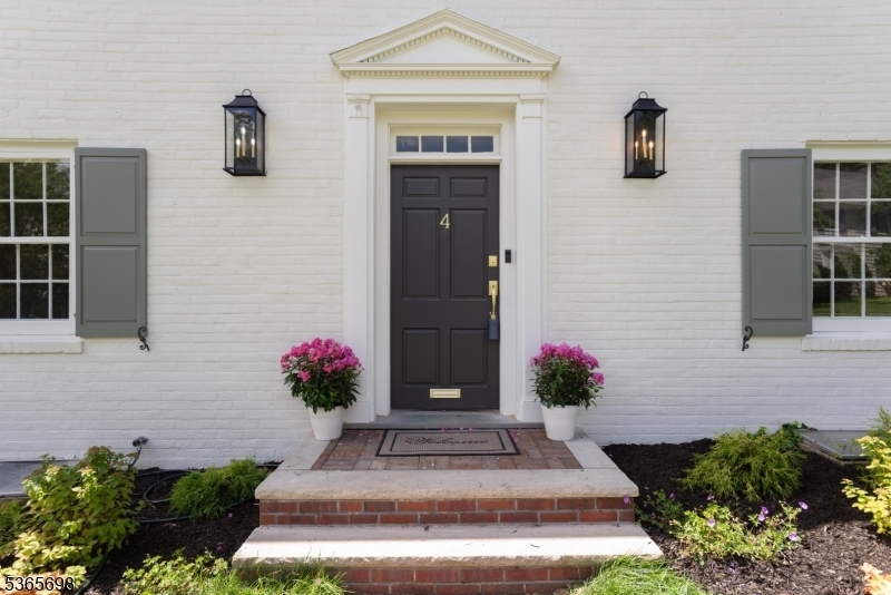Property Photo: 4 N Brookwood Dr NJ 07042