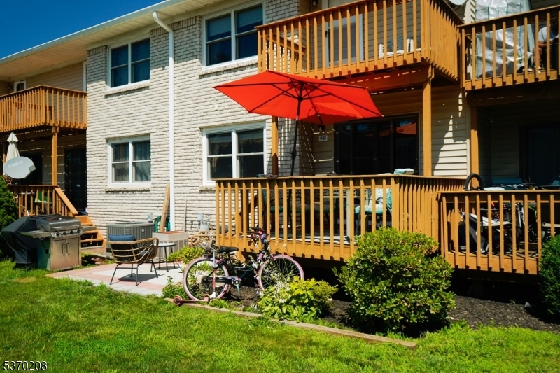 Property Photo: 981 Robin Rd 981 NJ 08844