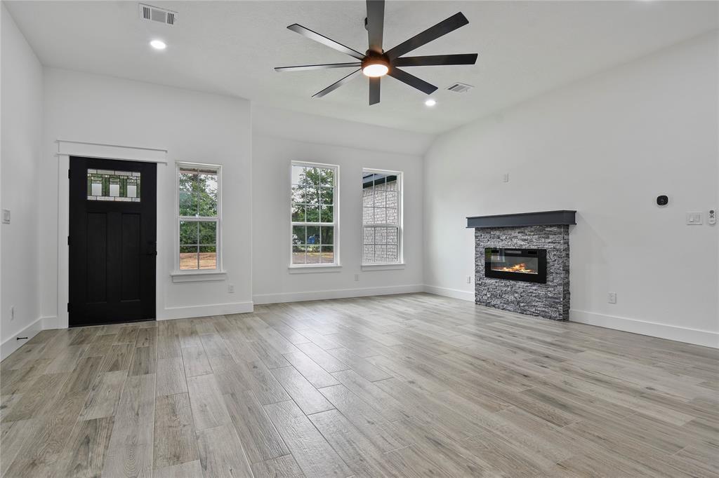 Property Photo: 160 Jackson Road TX 77331