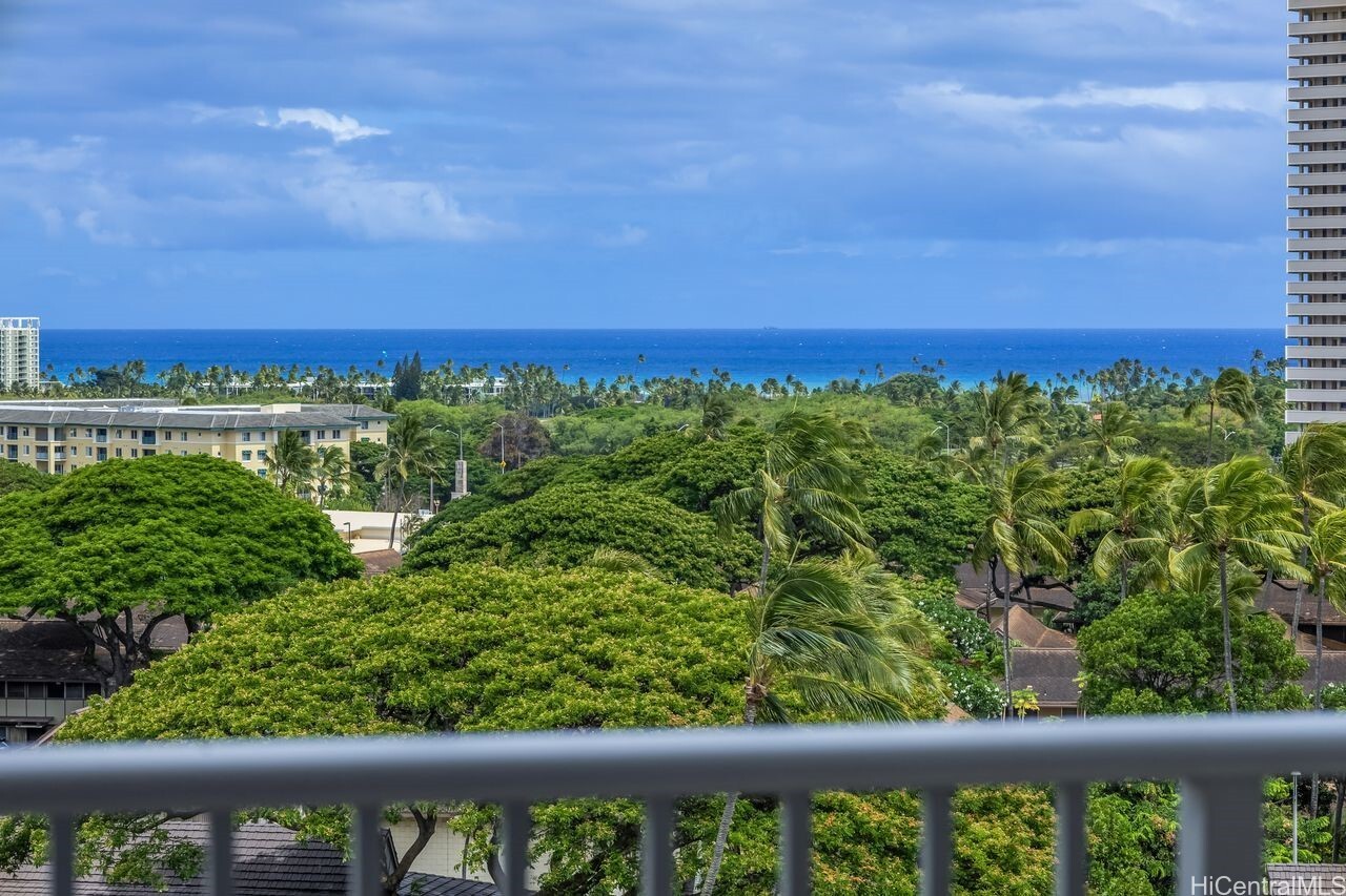 Property Photo: 4970 Kilauea Avenue 410 HI 96816