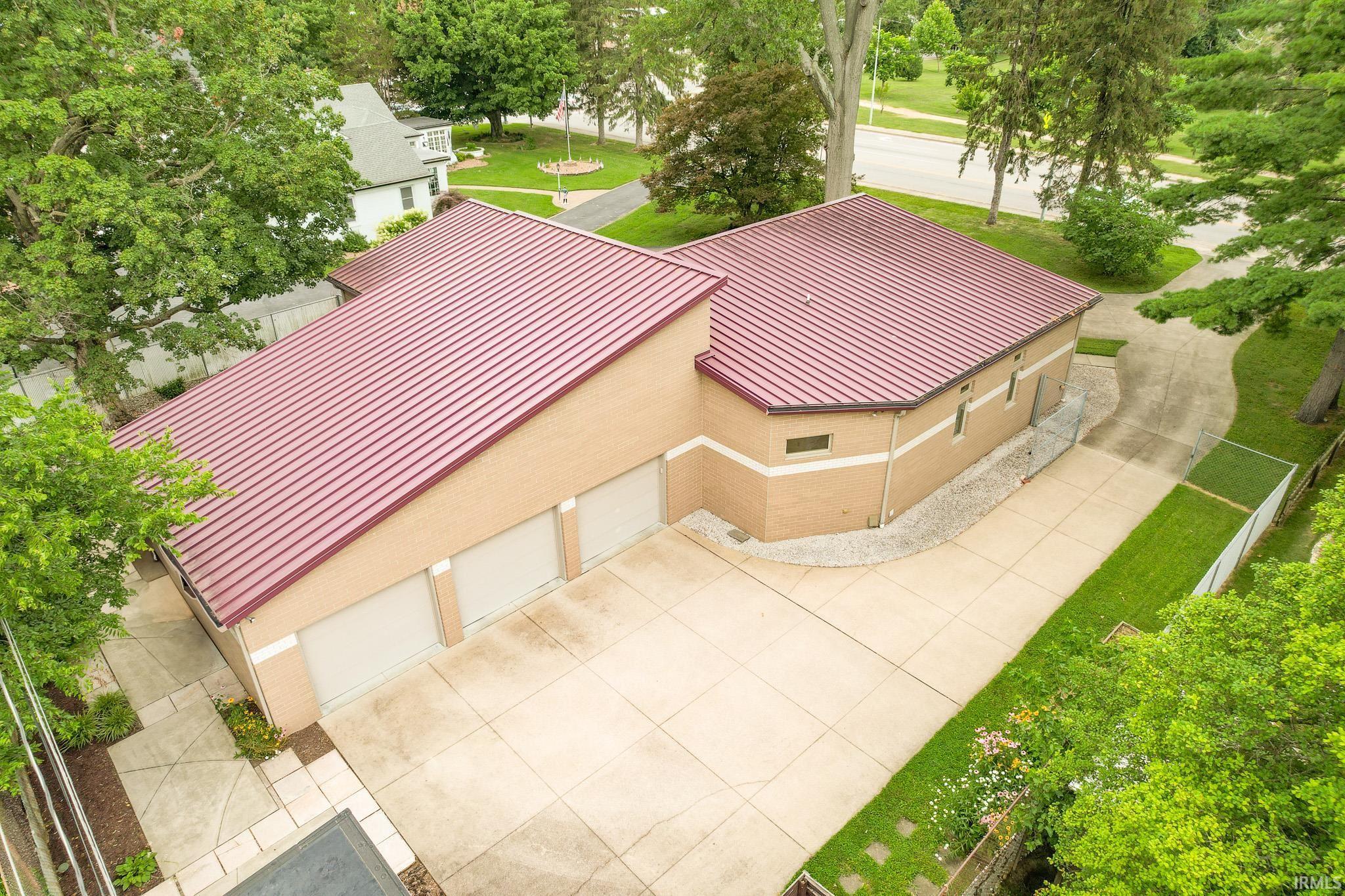 Property Photo: 3209 Lincoln Avenue IN 47714-0144