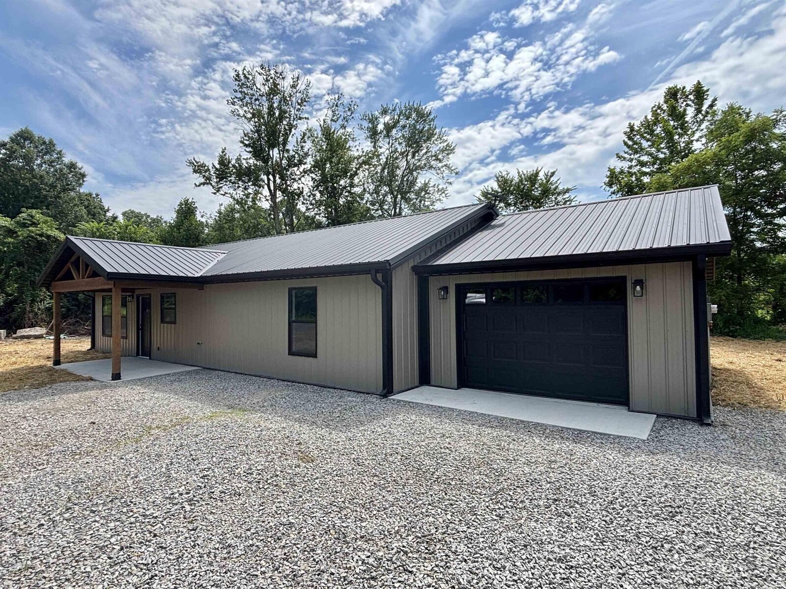 Property Photo:  3333 N 900 E  IN 47438 