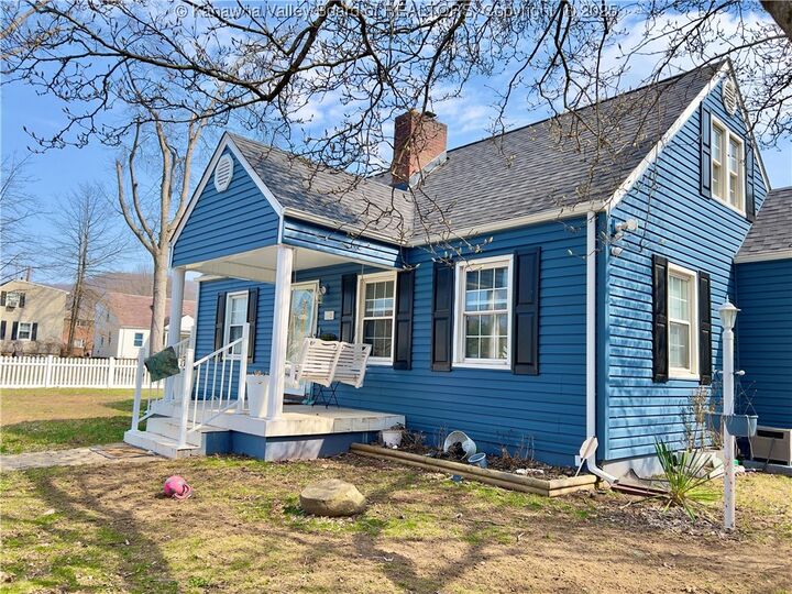Property Photo:  602 43rd Street SE  WV 25304 