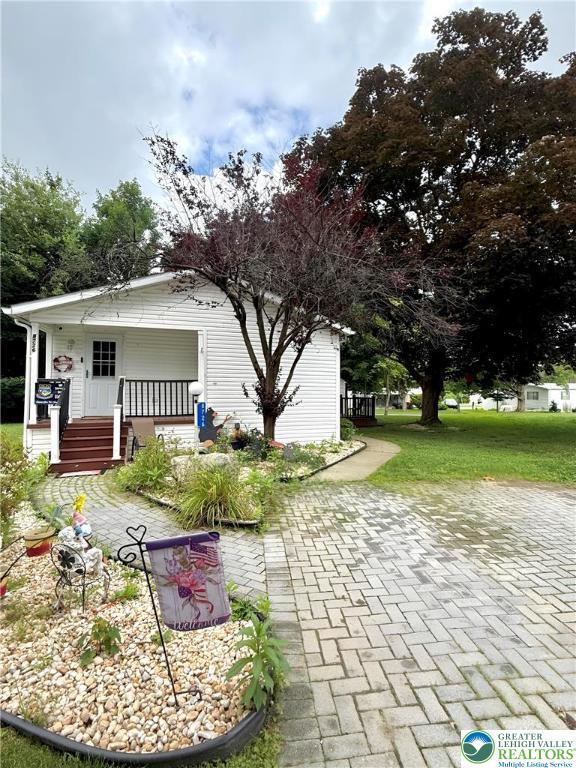 Property Photo: 8726 Breinig Run Circle PA 18031