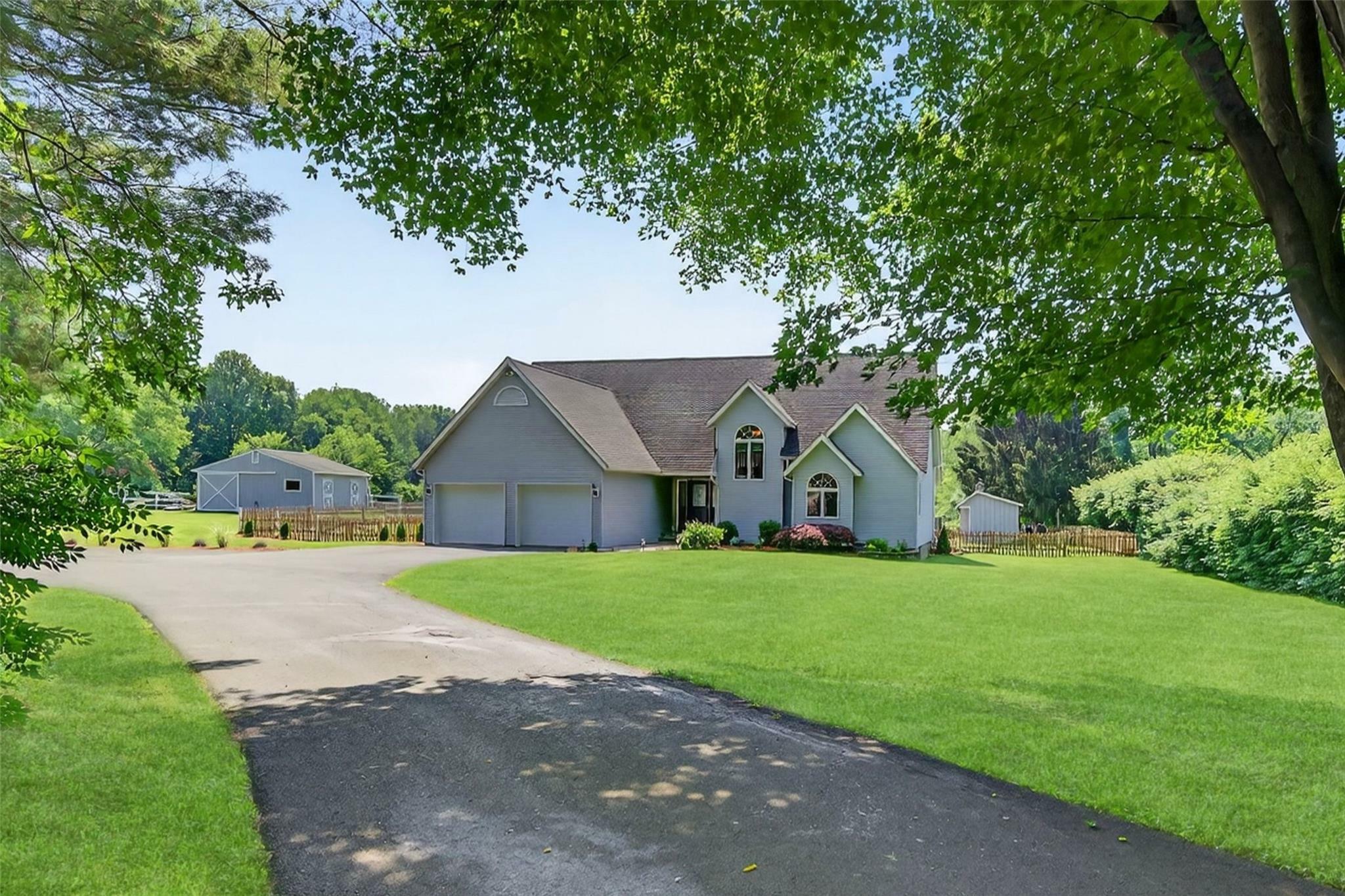 182 Otter Road  Campbell Hall NY 10916 photo