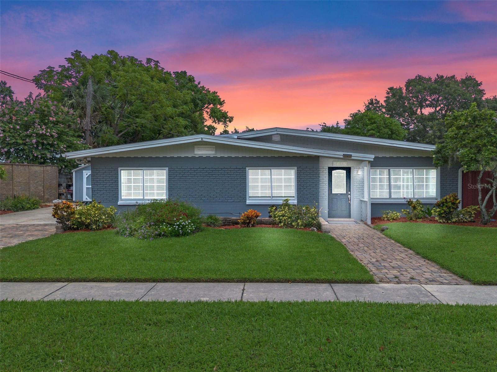 Property Photo: 1615 E Harding Street FL 32806