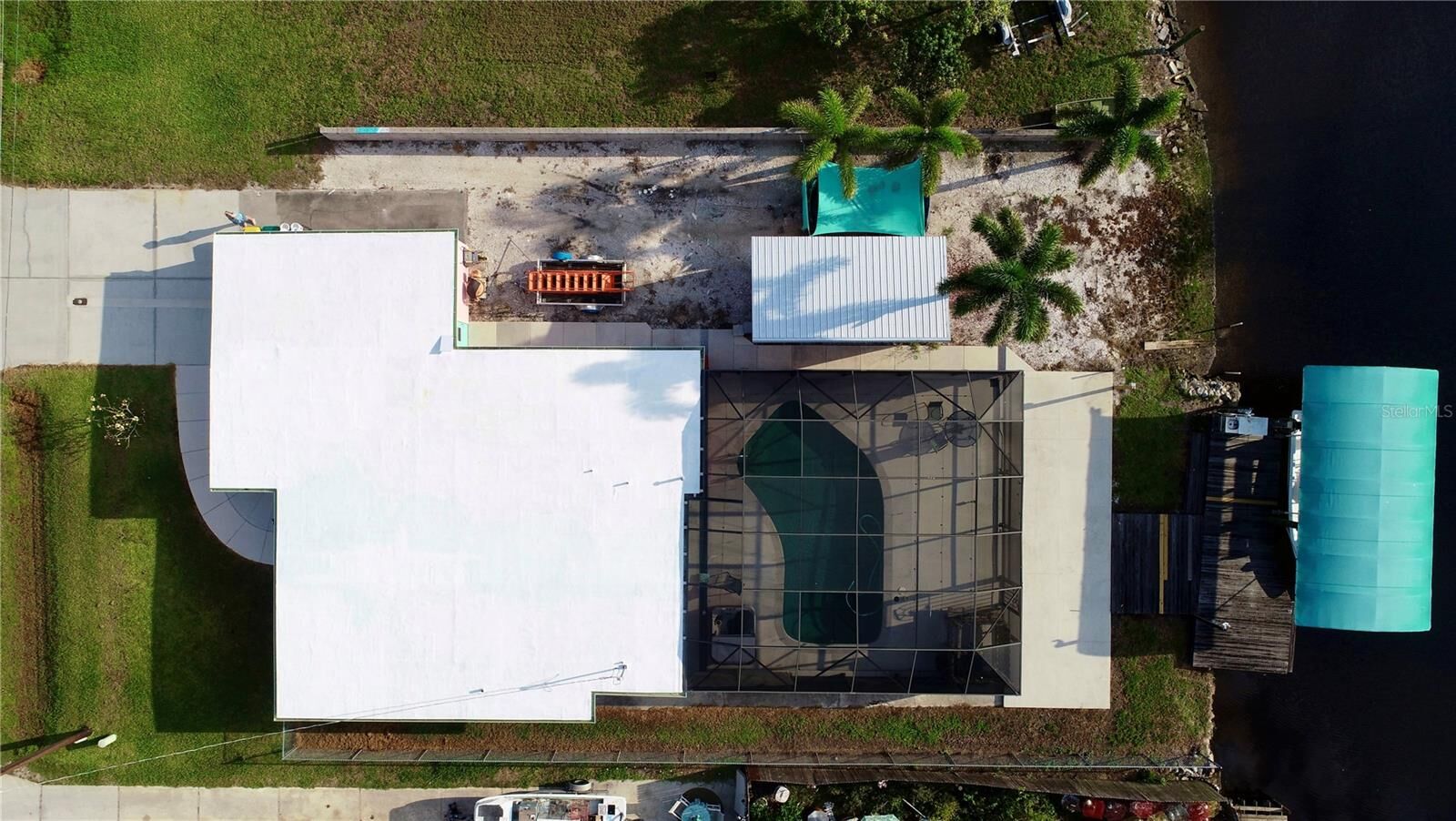 Property Photo: 232 Darst Avenue FL 33950