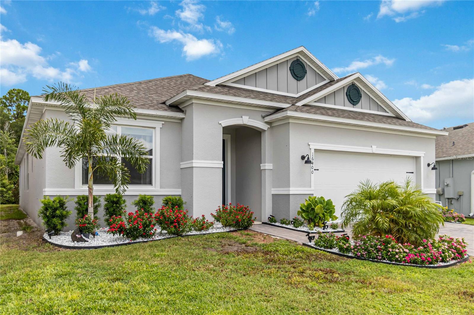 Property Photo: 16400 Winding Preserve Circle FL 34714