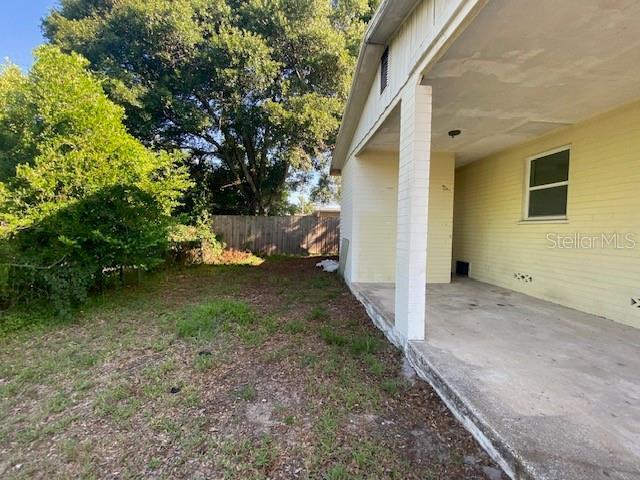 Property Photo: 264 Sherwood Lane FL 32117