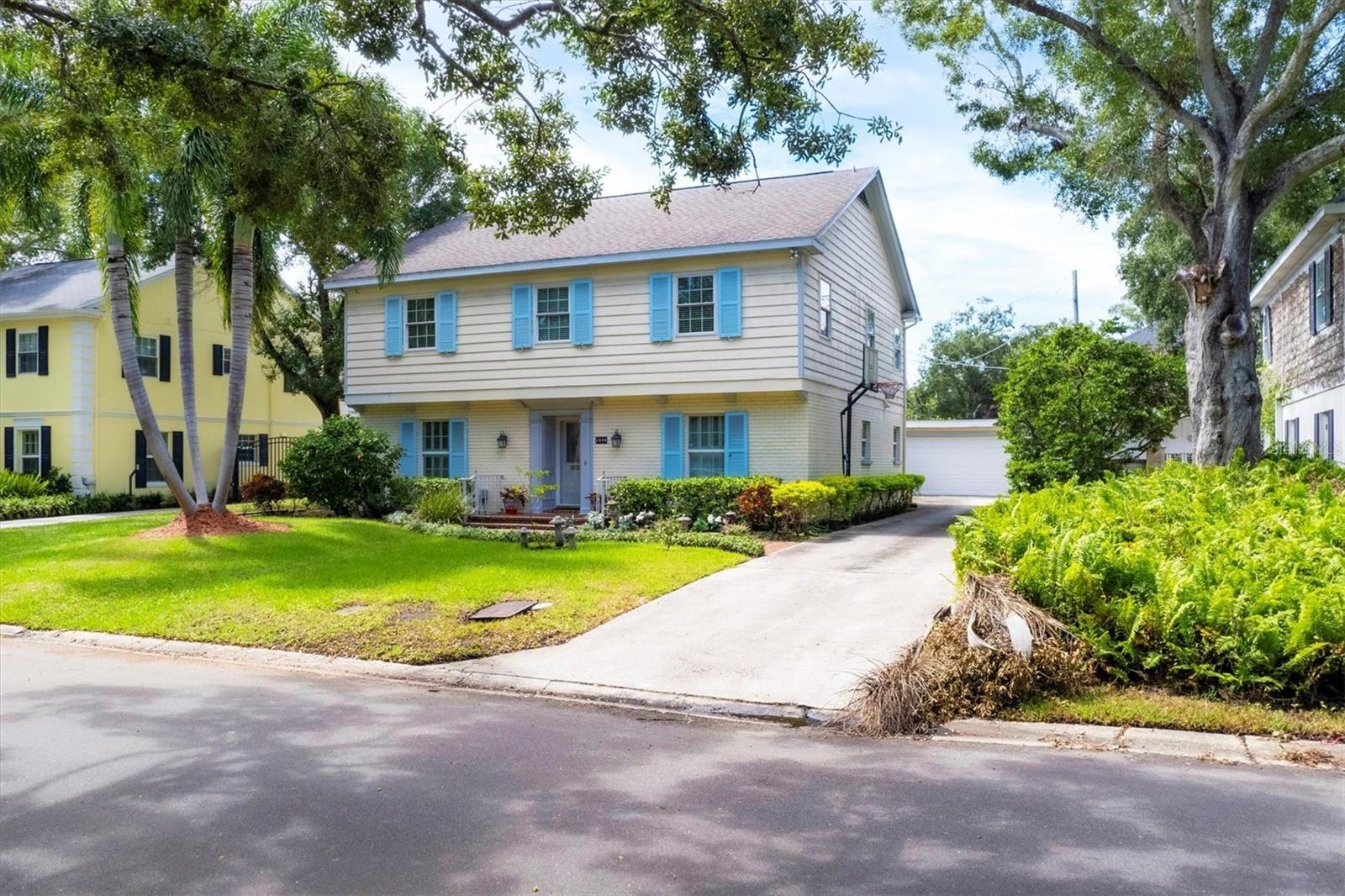 Property Photo:  1229 S Roxmere Road  FL 33629 