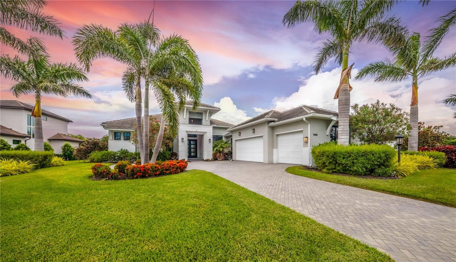 Property Photo:  5408 Greenbrook Drive  FL 34238 