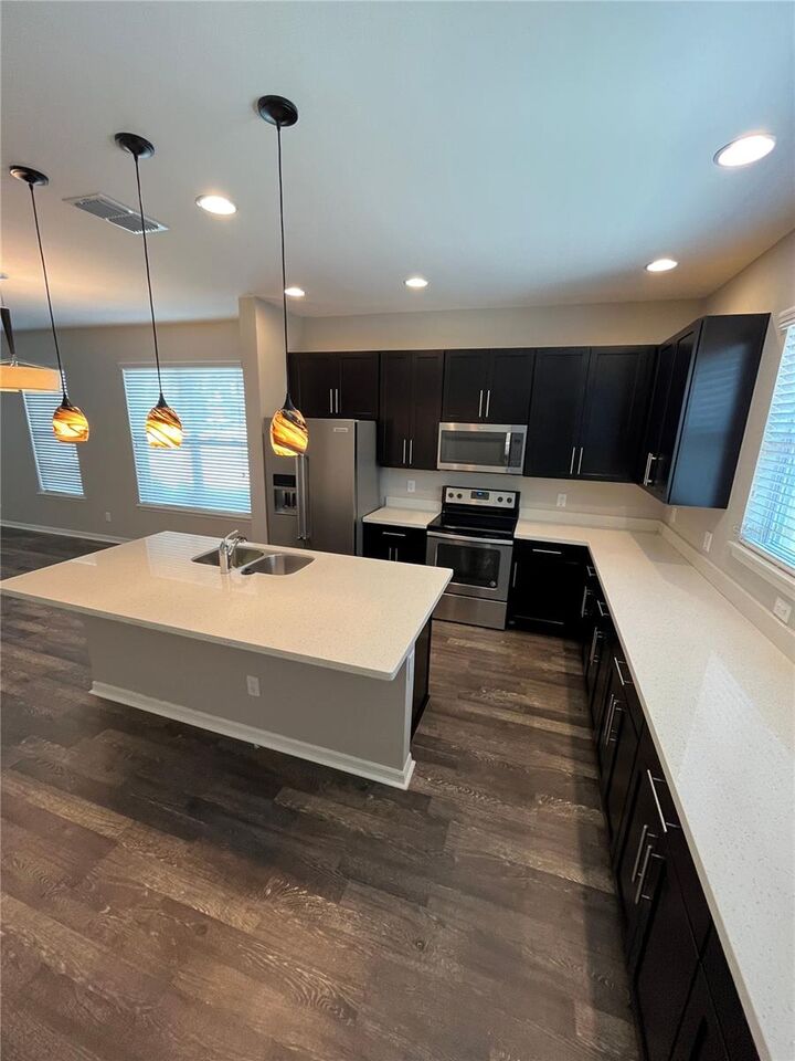Property Photo: 11692 Water Run Alley FL 34786