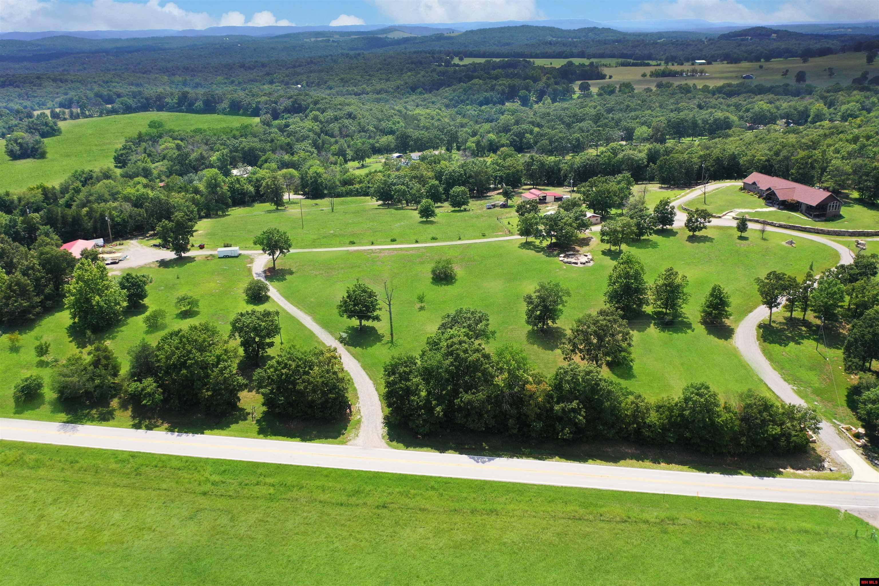 Property Photo: 6633 Hwy 201 South AR 72653