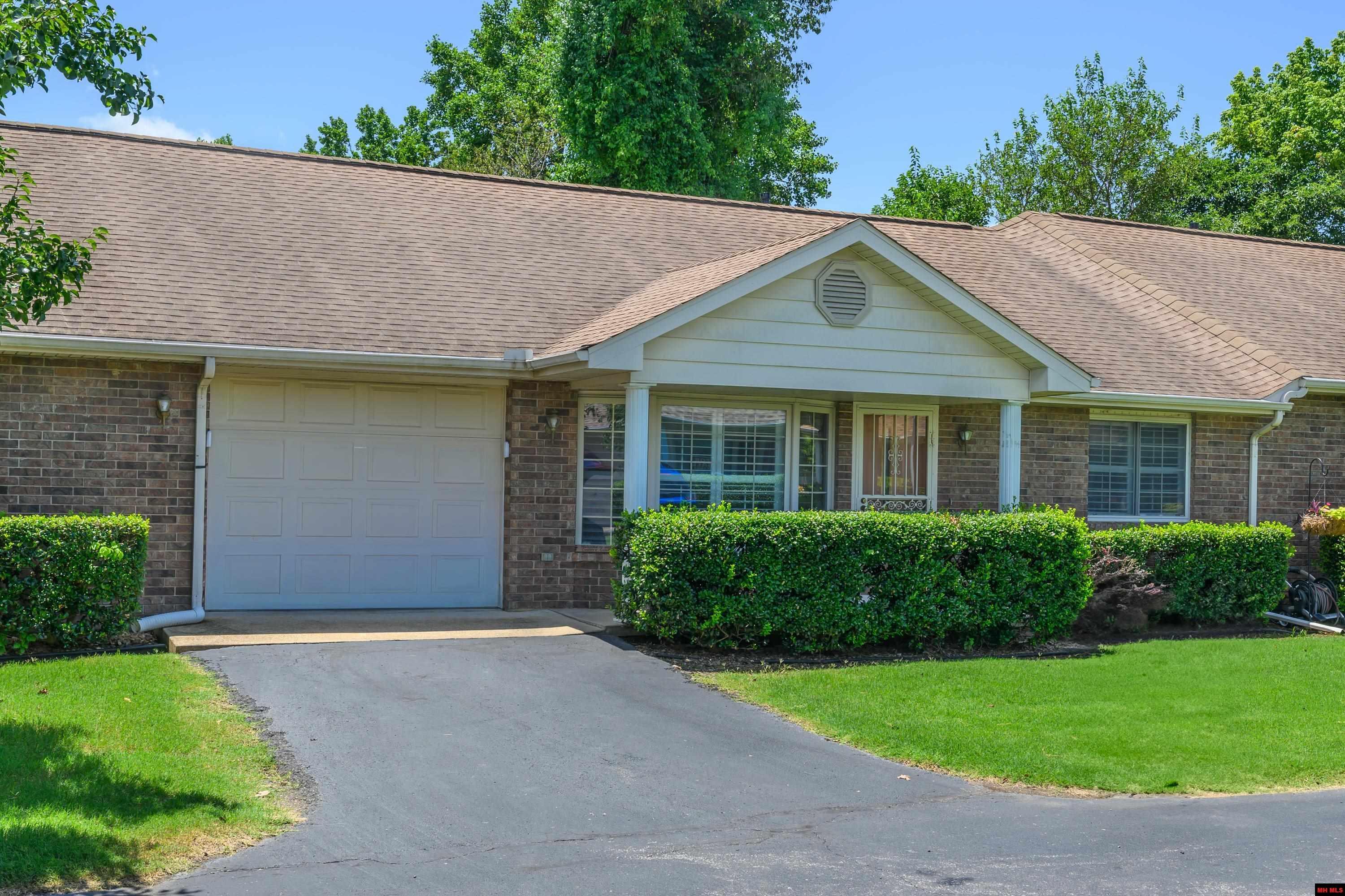 Property Photo: 515 Gentry Street AR 72653