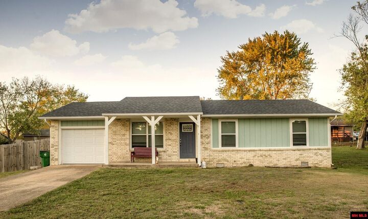 Property Photo: 142 W Factory Street AR 72653