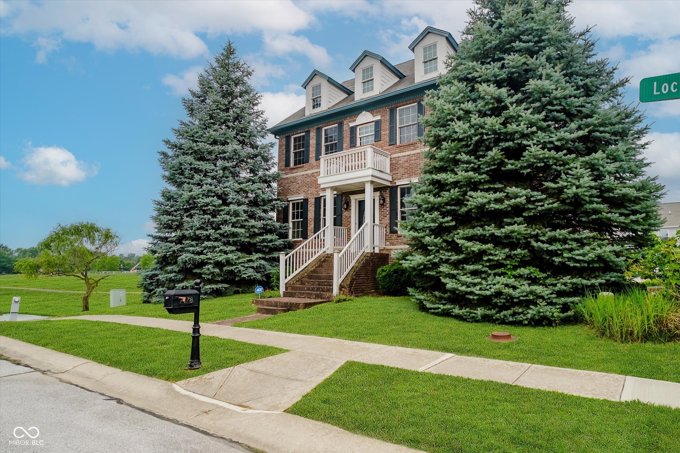 Property Photo:  7178 Lockford Walk N  IN 46123 