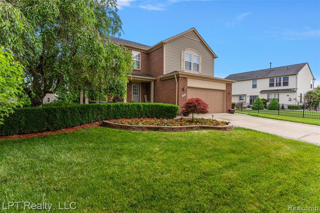 Property Photo:  17952 Marsal Drive  MI 48042 1187 
