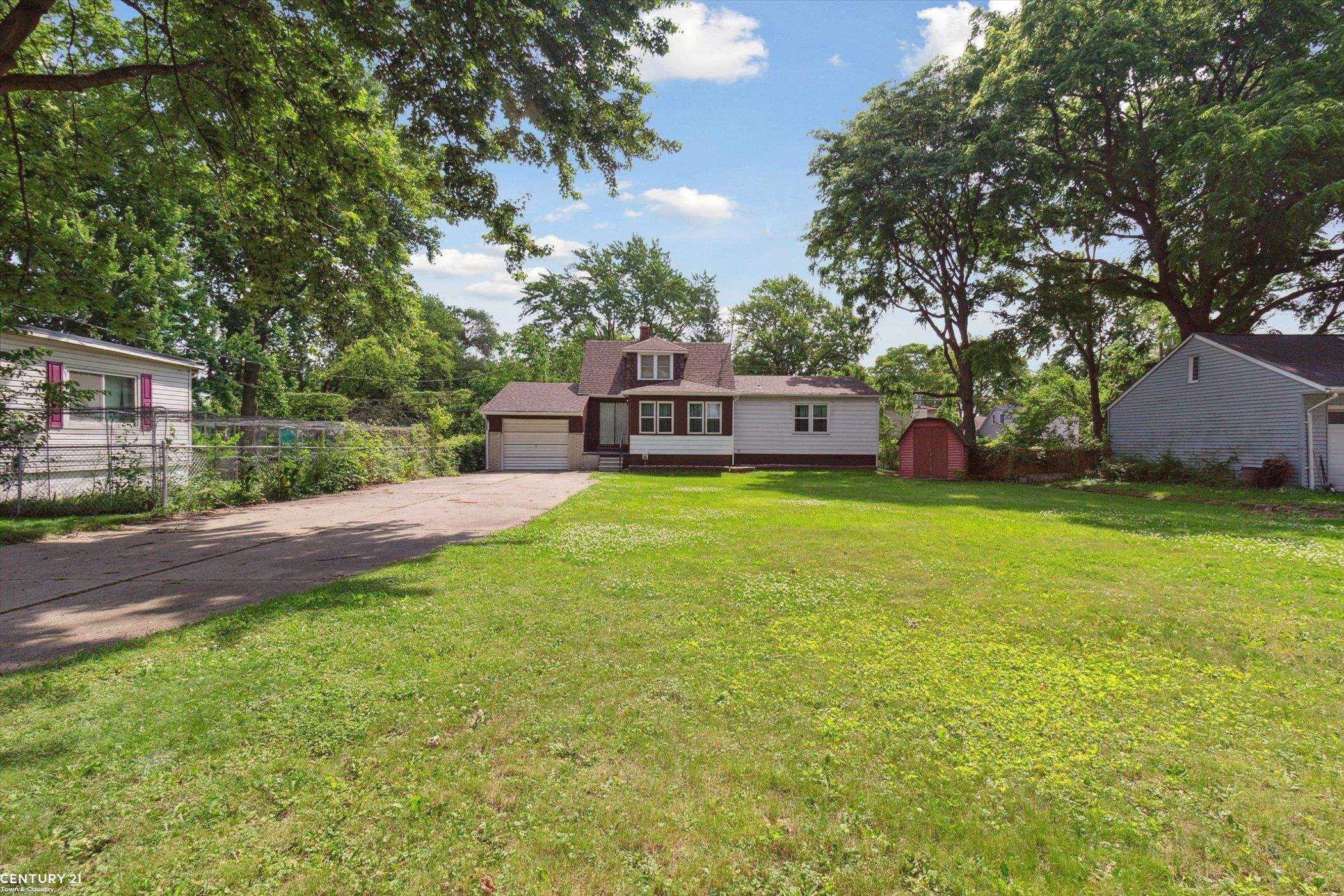 Property Photo: 27144 Barkman Street MI 48066