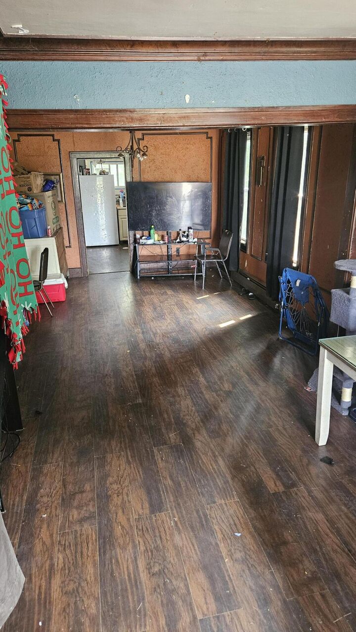 Property Photo: 1323 S 8th St WI 53081