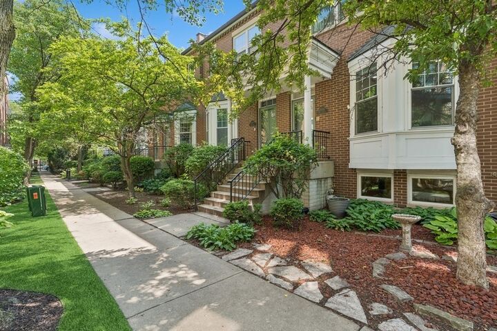 Property Photo:  250 W Scott Street C  IL 60610 