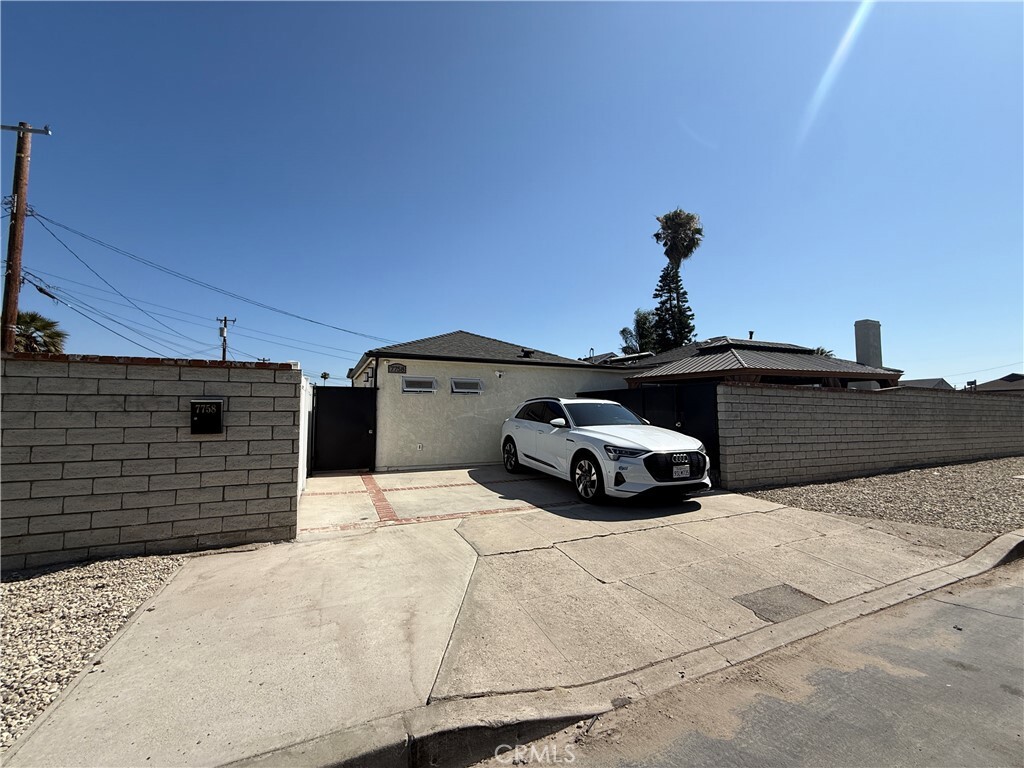 Property Photo: 7758 Fair Avenue CA 91352