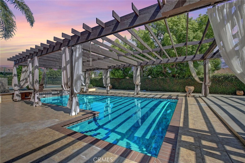 Property Photo: 462 Pomello Drive CA 91711