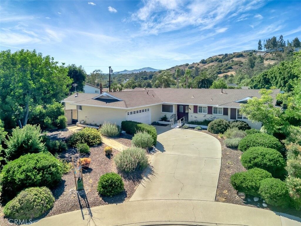 Property Photo:  835 Marymount Lane  CA 91711 