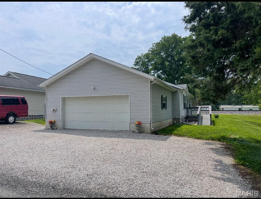Property Photo: 8 N Railroad Street IL 62243