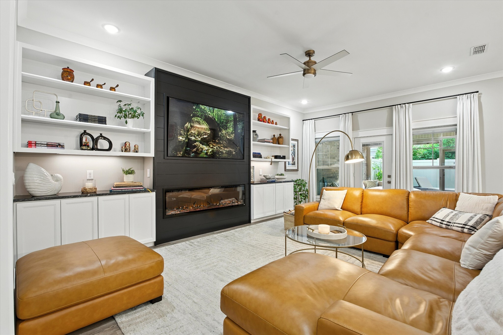 Property Photo: 2135 Halfmoon Way TN 37130