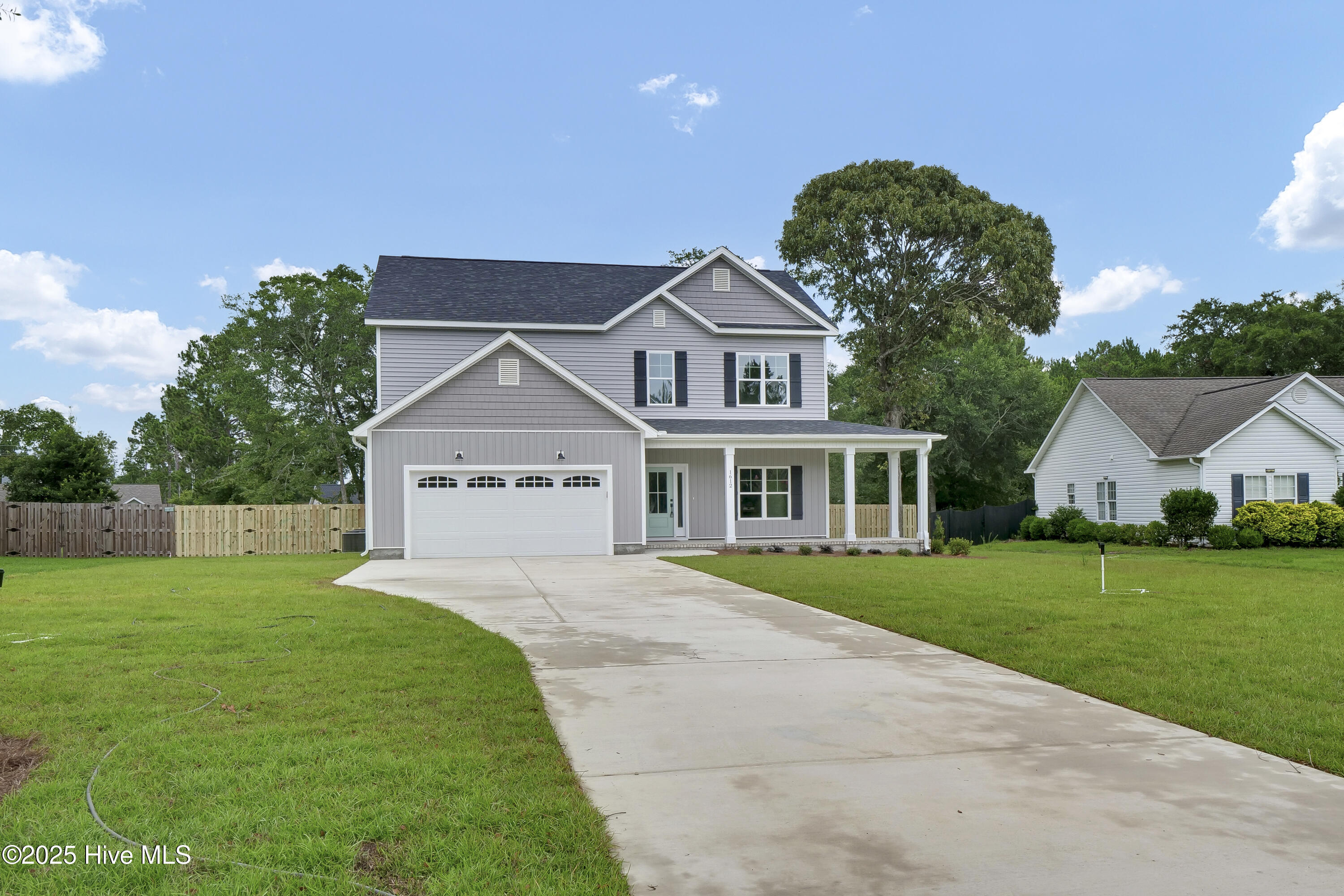 1612 Chadwick Shores Drive  Sneads Ferry NC 28460 photo