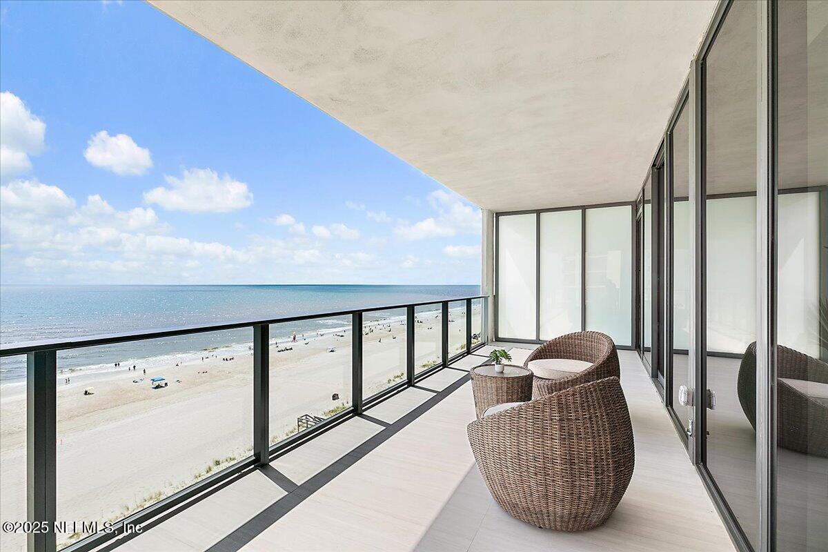 Property Photo: 50 14th Avenue S 801 FL 32250