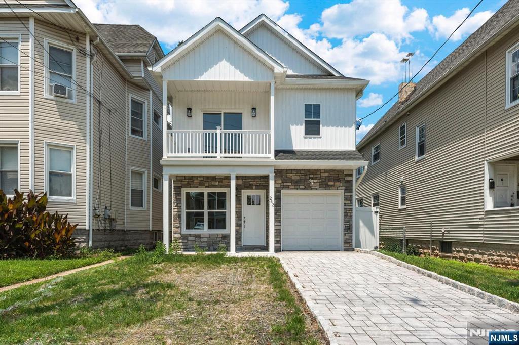 243 E 9th Avenue  Roselle NJ 07203 photo