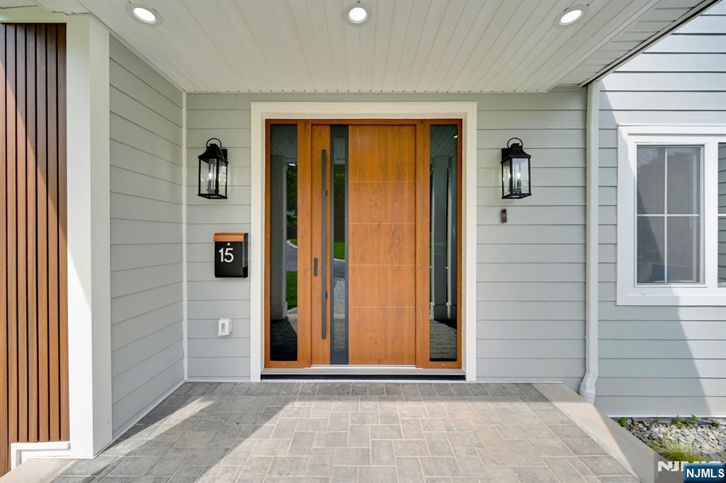 Property Photo:  15 Orchard Lane  NJ 07039 