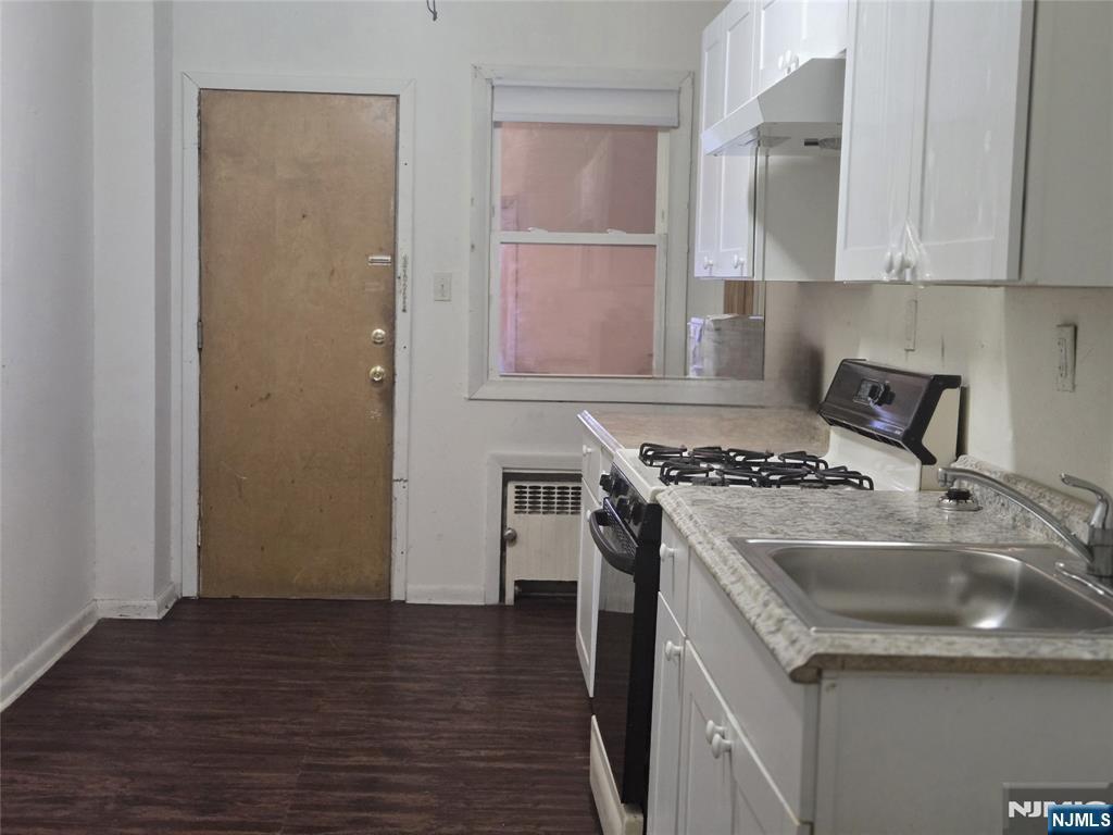 Property Photo: 528 Valley Brook Avenue 2nd Floor Fr NJ 07071