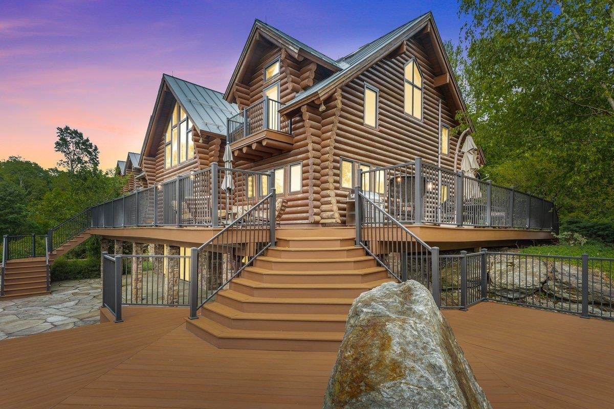Property Photo: 89 Rocky Mountain Lane VT 05461