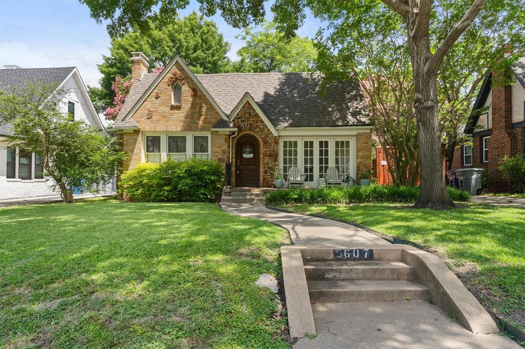 Property Photo: 5607 Morningside Avenue TX 75206