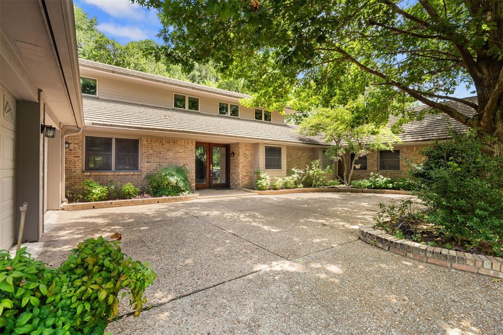 1302 S Greenstone Lane  Duncanville TX 75137 photo