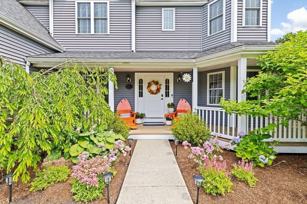 Property Photo:  5 Bosuns Lane  MA 02532 