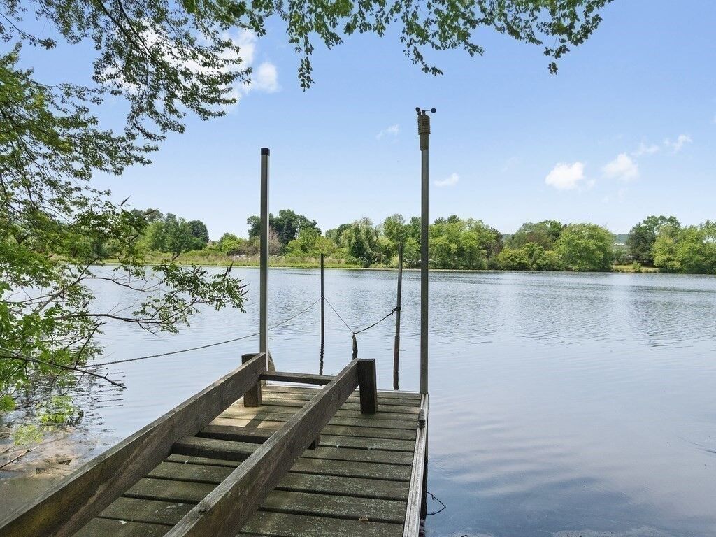 Property Photo:  85 Crescent Street  MA 02453 