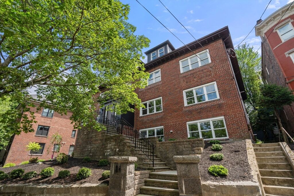 Property Photo:  84 Winthrop 1  MA 02445 