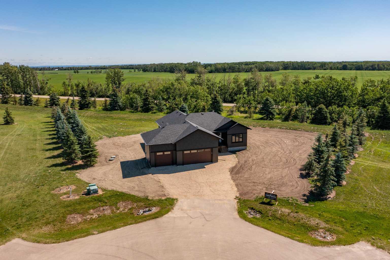 Property Photo: 38452 Range Road 284 305 AB T4S 2B7